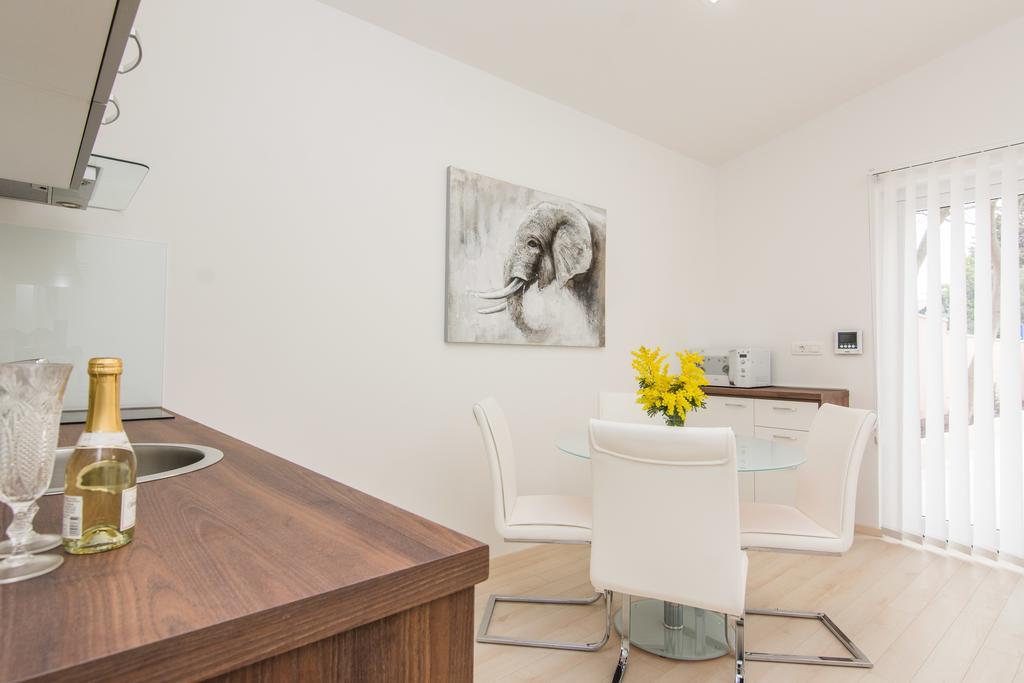 Eden Apartments Zadar Bagian luar foto